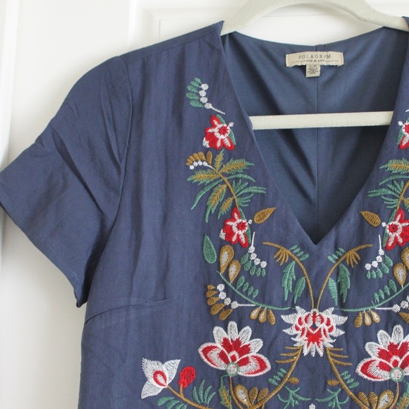 $5 SALE | Navy Floral Embroidered Shift Dress (D2) - Picture 7 of 7